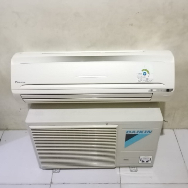 AC SECOND DAIKIN 1/2PK STANDAR THAILAND GRESS UNIT ONLY