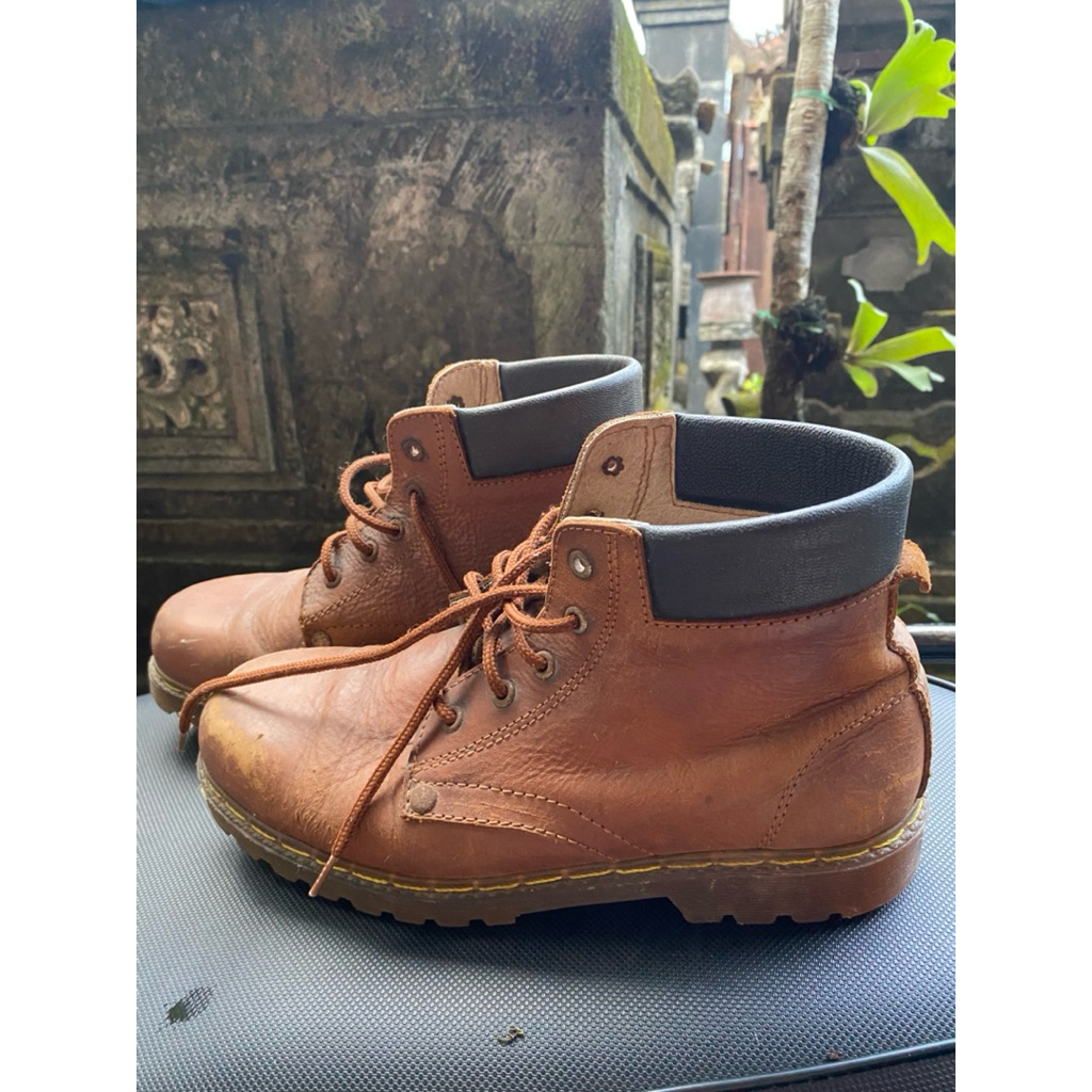Sepatu Boot Full Kulit Asli Second