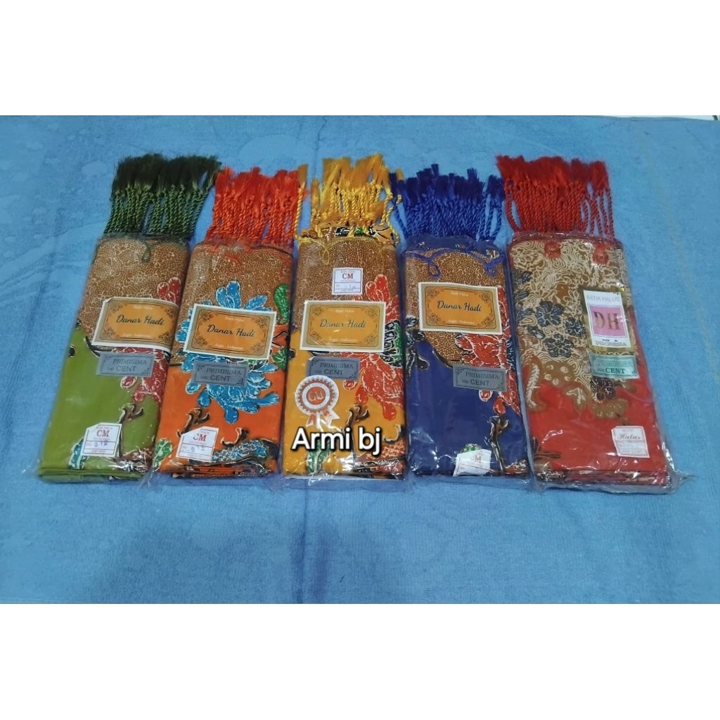 Kain panjang danar hadi rumbai