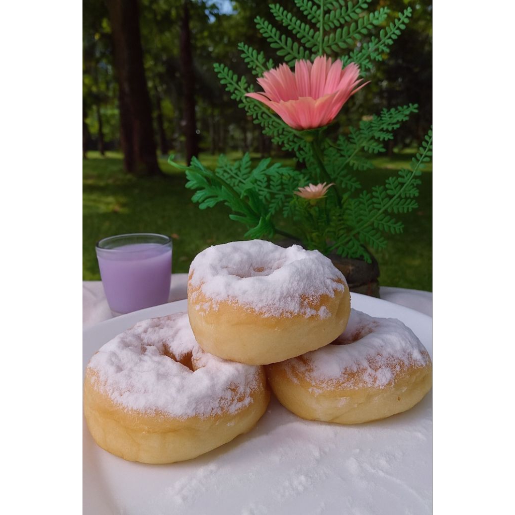 

Paket 10 Donat Gula Halus – Donat Rumahan Murah Meriah