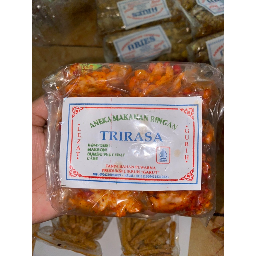 

Kerupuk Bunga Kering Sebring Pedas