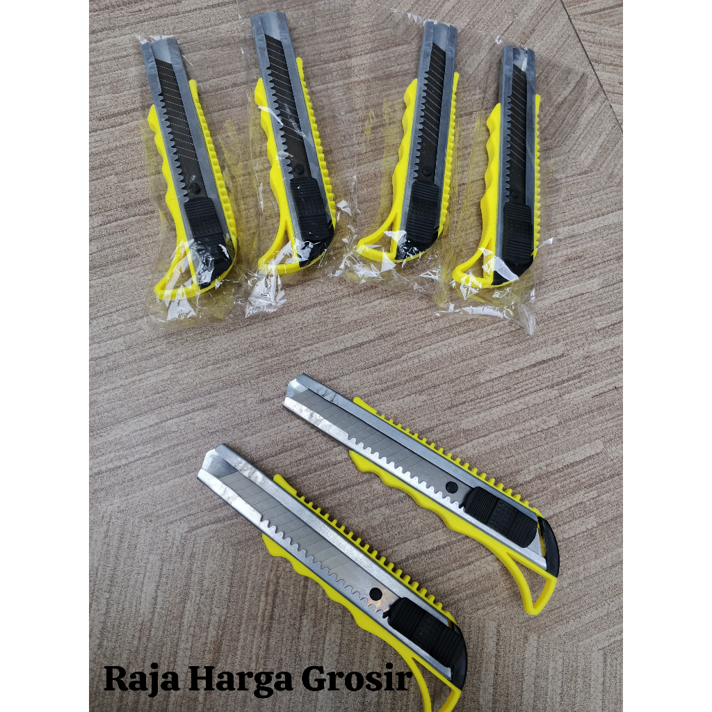 

Pisau Cutter Besar // Isi Refill Pisau Cutter Besar gagang Plastik Tebal // Cutter Pisau Potong