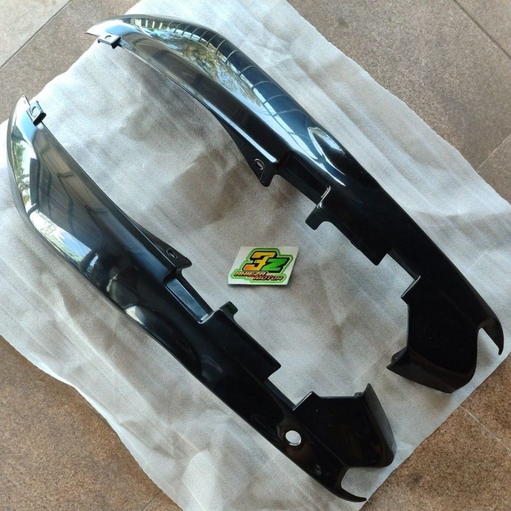 Cover side body bodi belakang Astrea Grand Bulus 1993/1994 original baru AHM nos