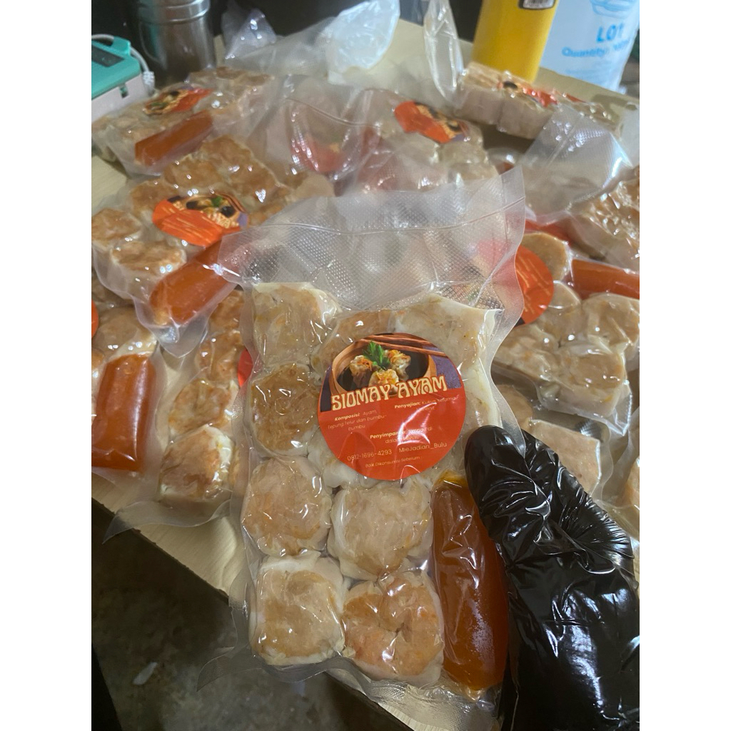 

Dinsum siomay isi 10pcs by MieJadian