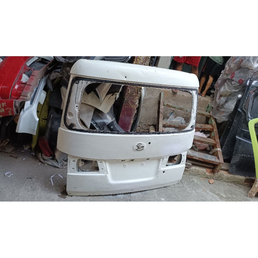 bagasi pintu luxio belakang bagasi ori