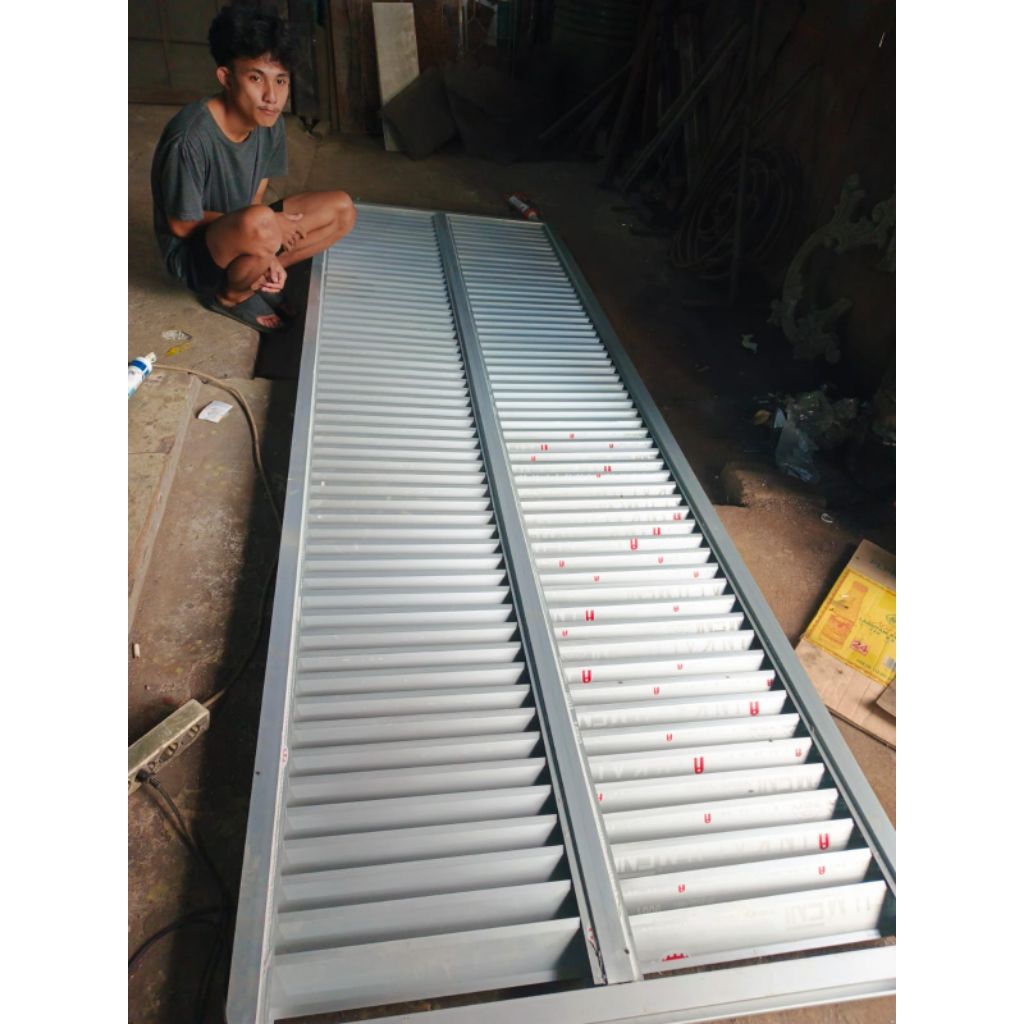 JALUSI ALUMINIUM 3 INC