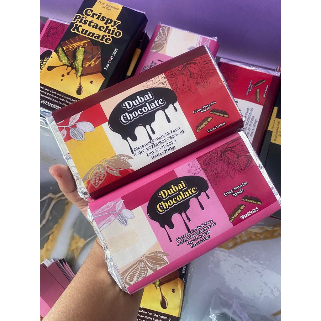 

Coklat Dubai/Crispy postachio Kunafa