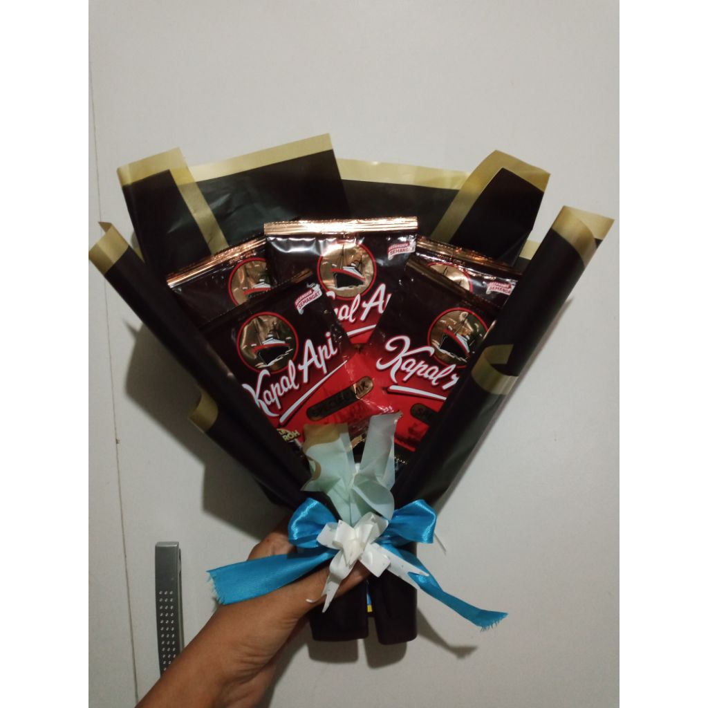 

BUKET KOPI KAPAL API ISI 5 PCS