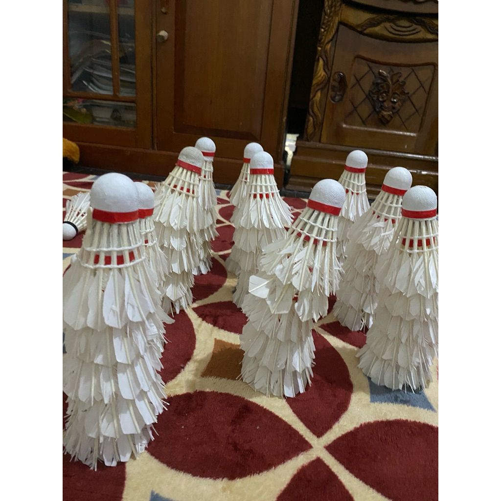 kok shuttlecock bekas / kok / cock badminton