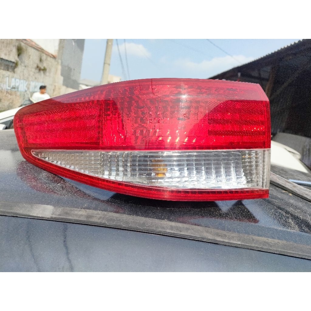 Stoplamp belakang honda accord 2004