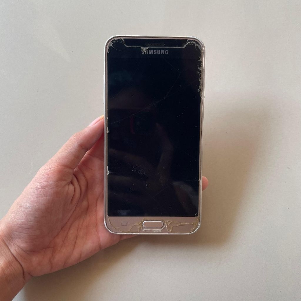 samsung j3 2016 matot