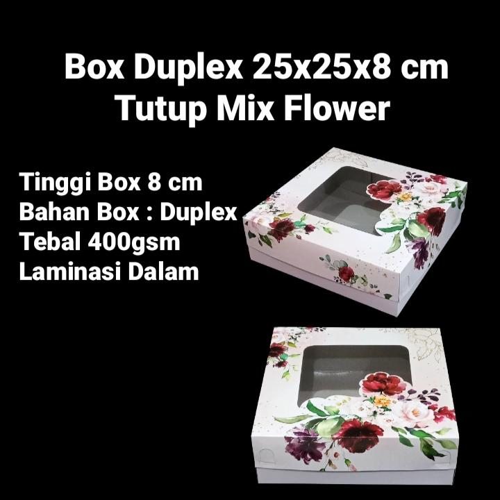 

Box Hampers Kue Kotak Packaging Bolu Motif Mix Fllower Muat 4 Toples 250gr Diameter 12 cm