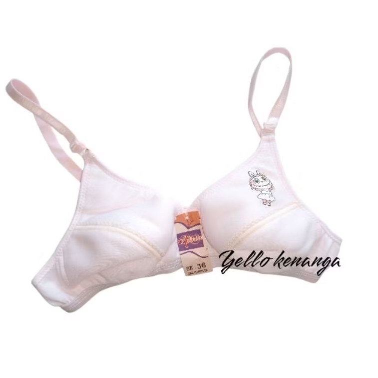 BRA PELAJAR ADINDA BUSA TANPA KAWAT
