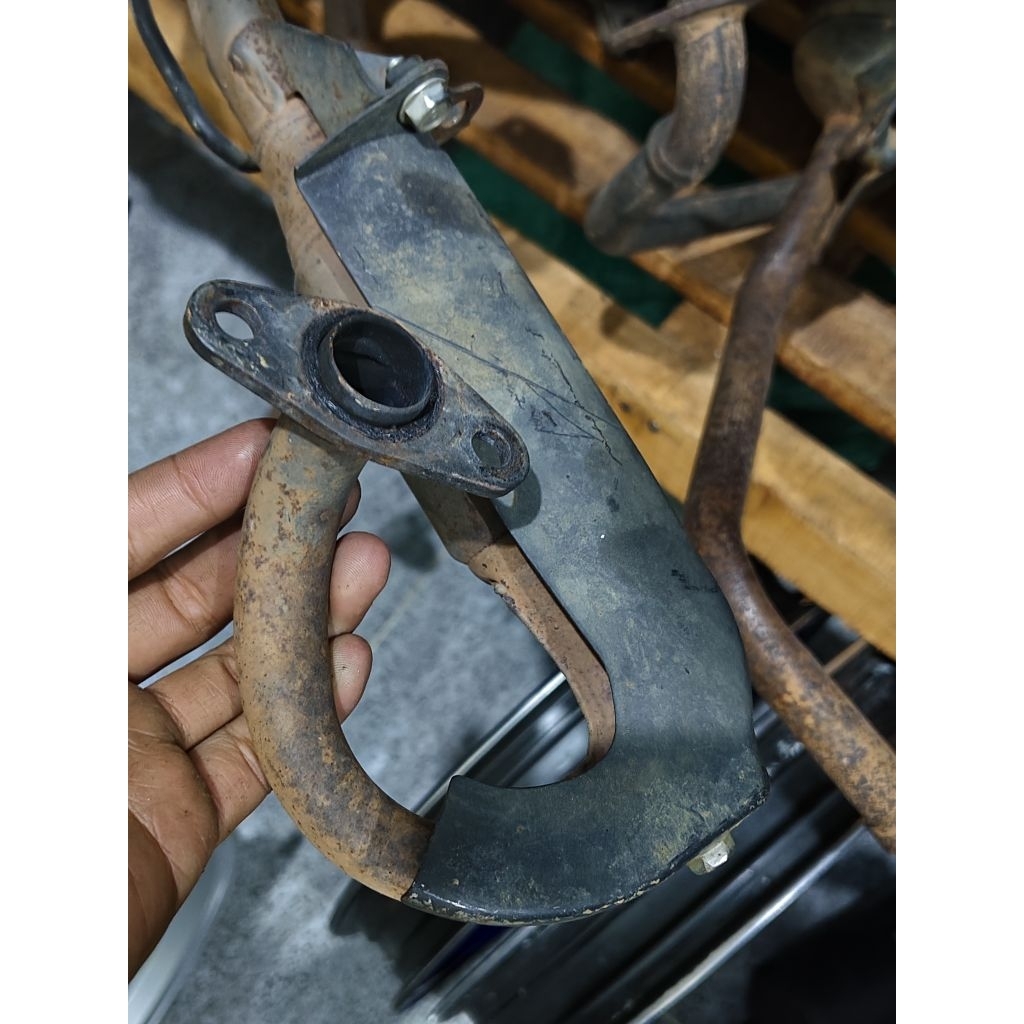 cover leheran knalpot beat deluxe / scoopy new /genio