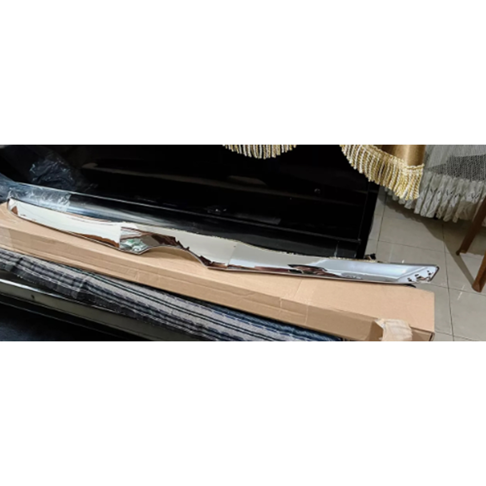 Hood Moulding / Lis Kap Mesin Mobil Grand Innova Chrome