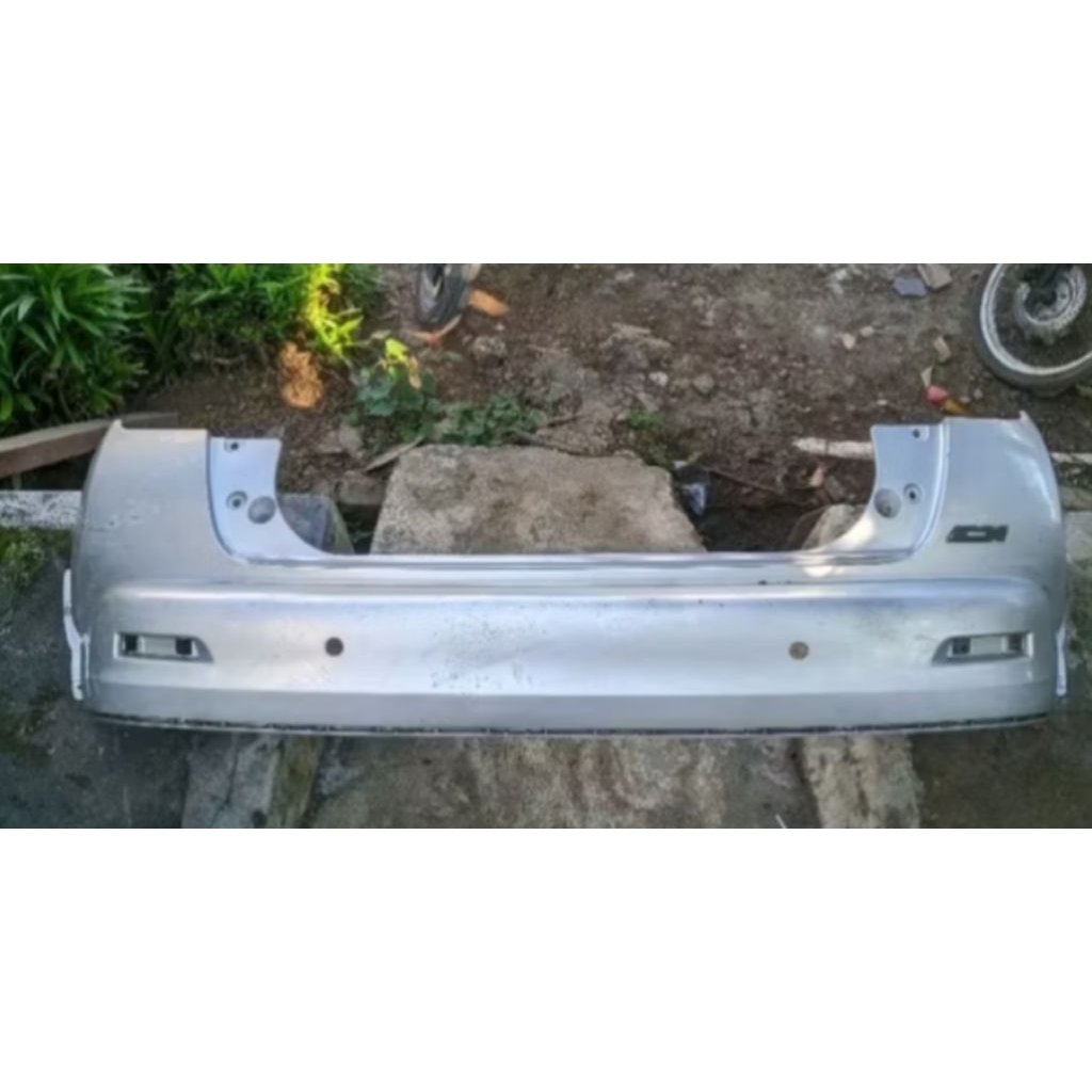 bemper belakang nissan juke