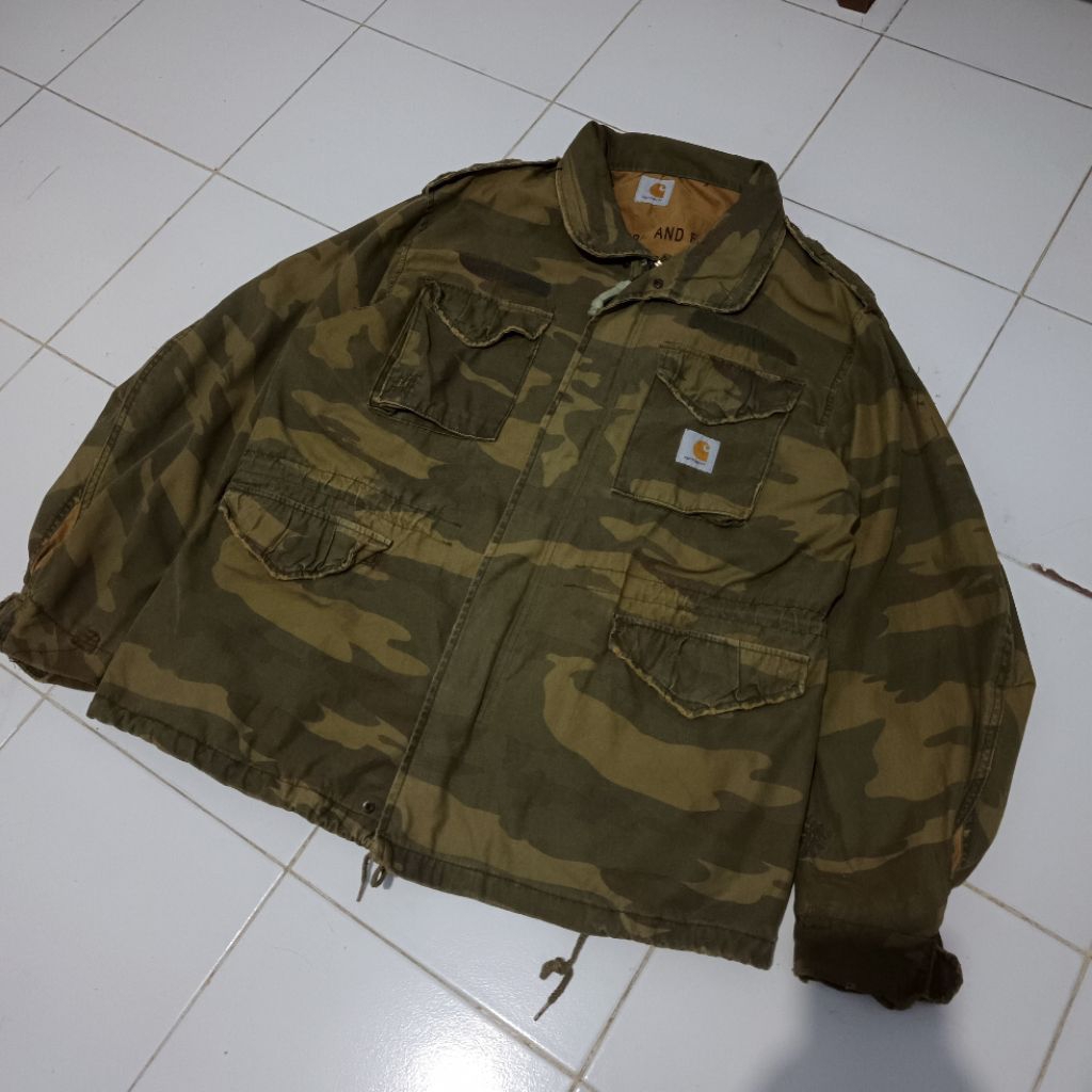 Carhatt Camo Rework Army jacket Size XL