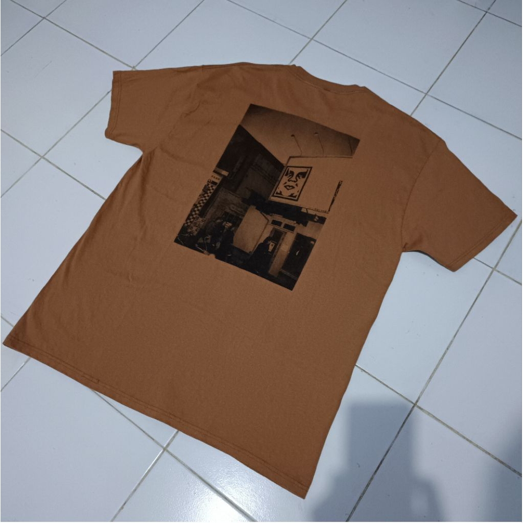Obey Skateboard Tee Size XL