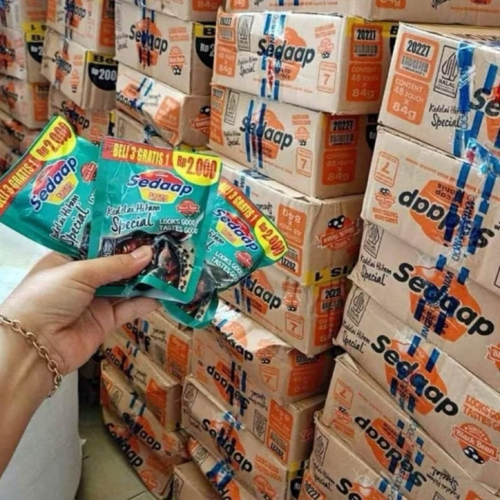 

1 DUS KECAP SEDAAP KEDELAI HITAM Kemasan 2000 | 77g ISI 48pcs