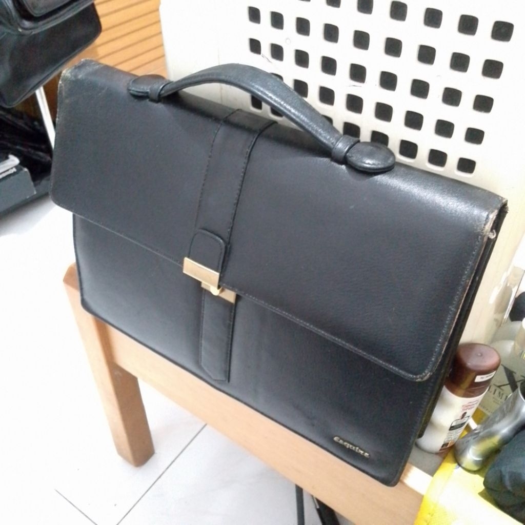 Tas Kerja Kulit Asli ESQUIRE minus...
