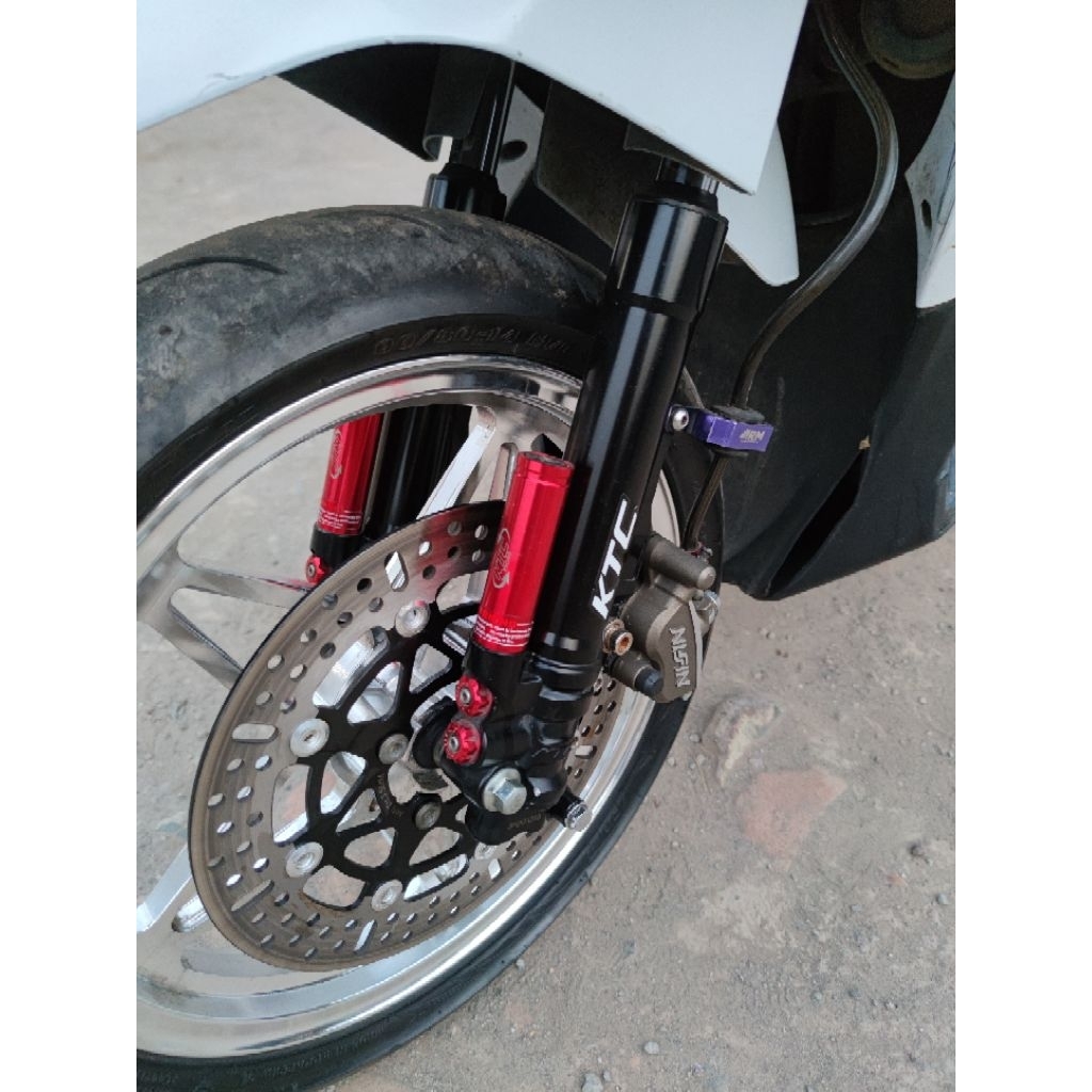 Shock depan ktc matrix second