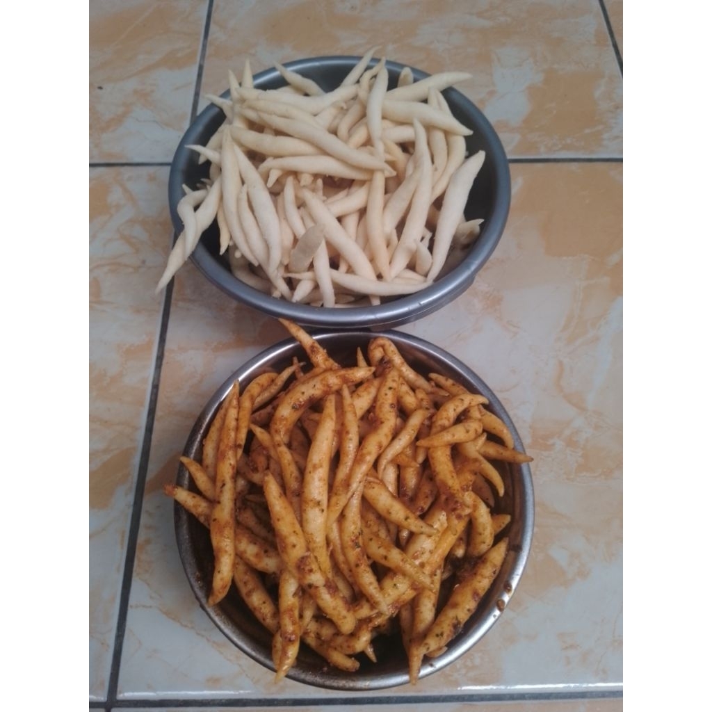 

citruk,camilan asin gurih,cemilan,camilan pedas daun jeruk.