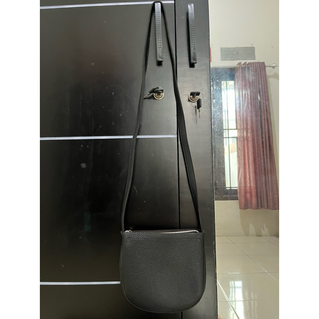 sling bag rubi original store/ sling bag preloved