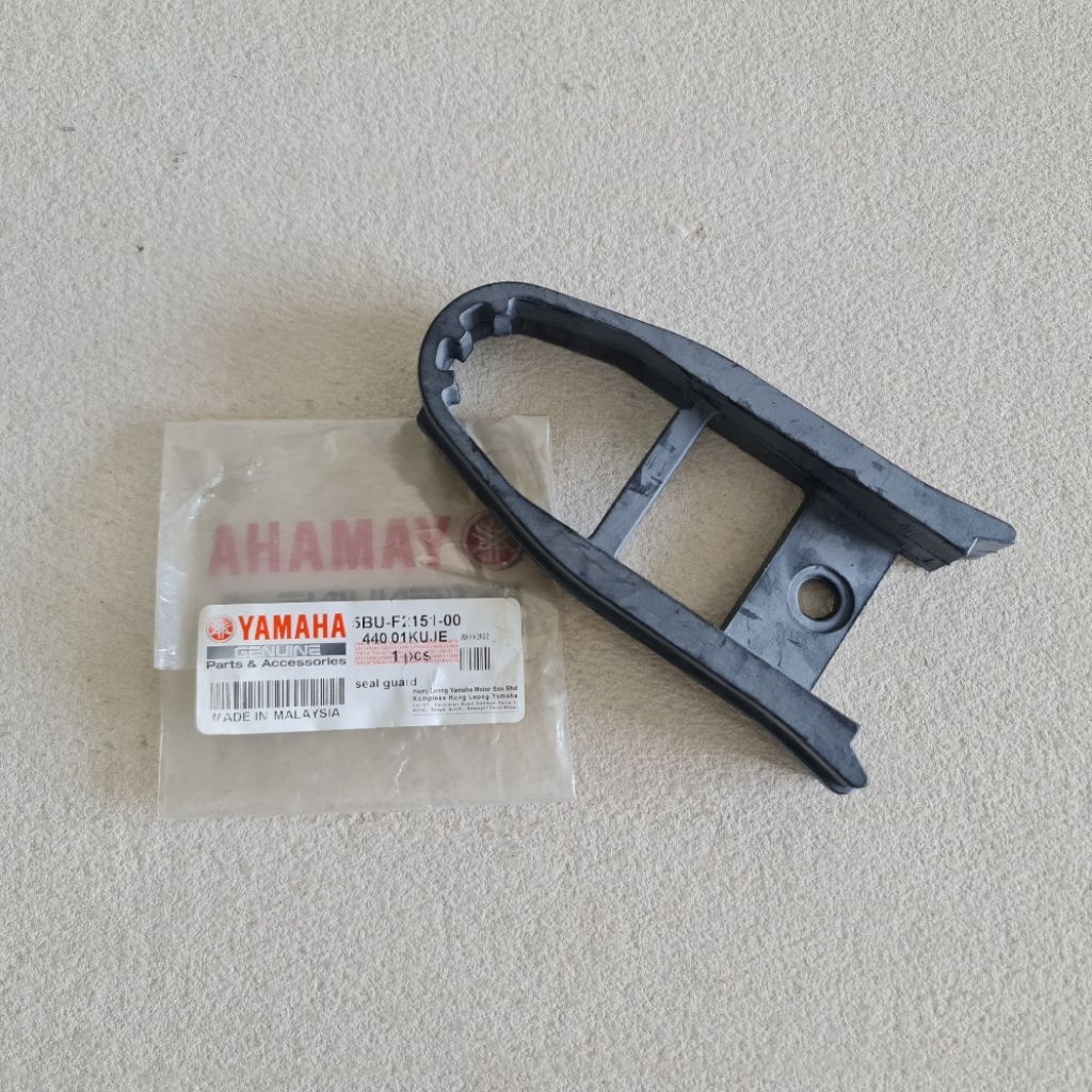SEAL GUARD PELINDUNG ARM CHAIN GUARD 125 ORI YAMAHA