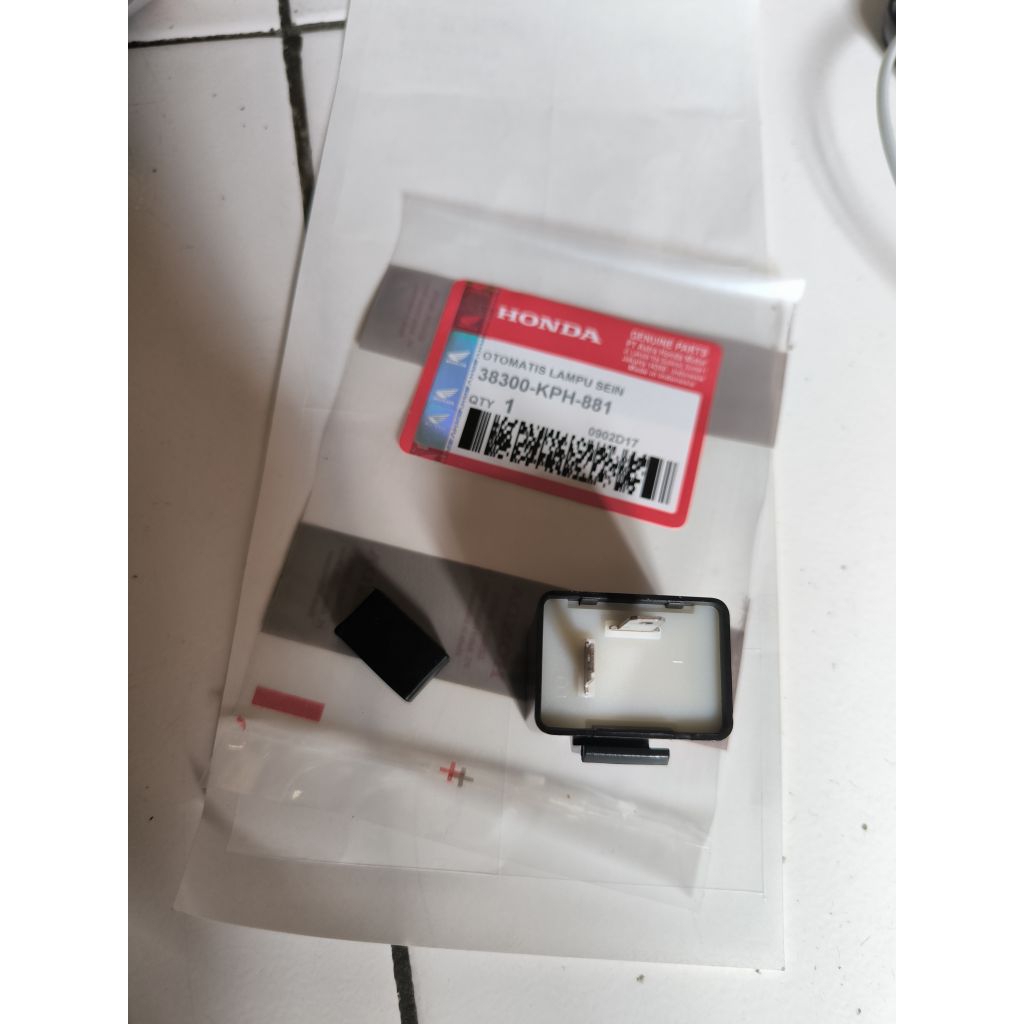 Flasher Flaser Otomatis Lampu Relay Sein Sen Supra Grand Karisma Legenda Revo Blade Scoopy Beat FI E