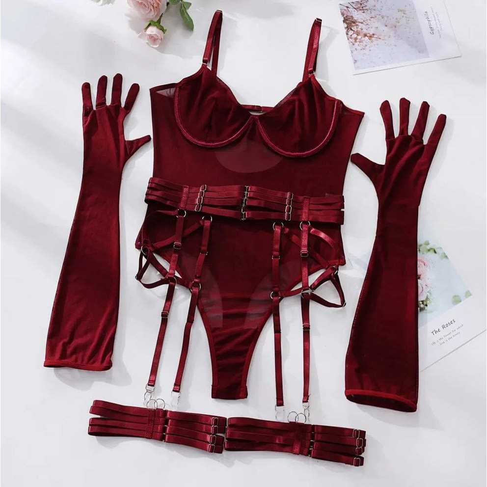 Desire Lingerie Merah Maroon 5in1
