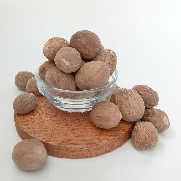 

Biji Pala / Nutmeg Whole / Nutmeg Seeds / Buah Pala