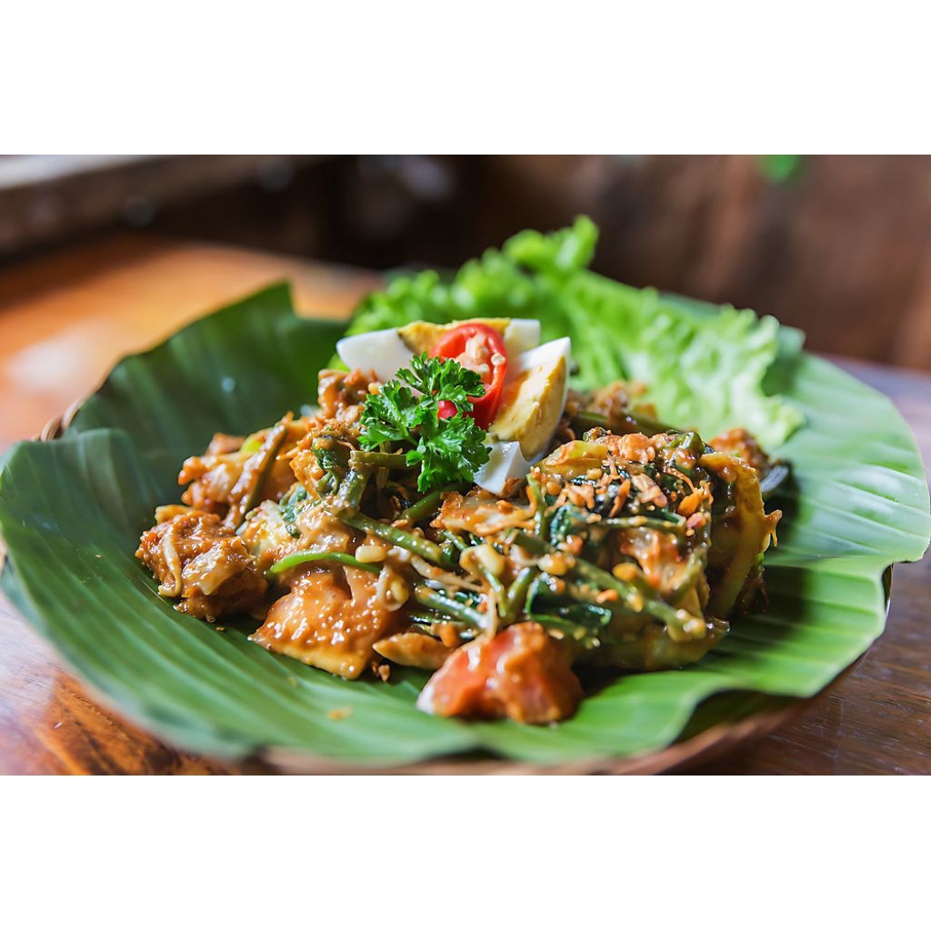 

GADO GADO OMA GANESSA