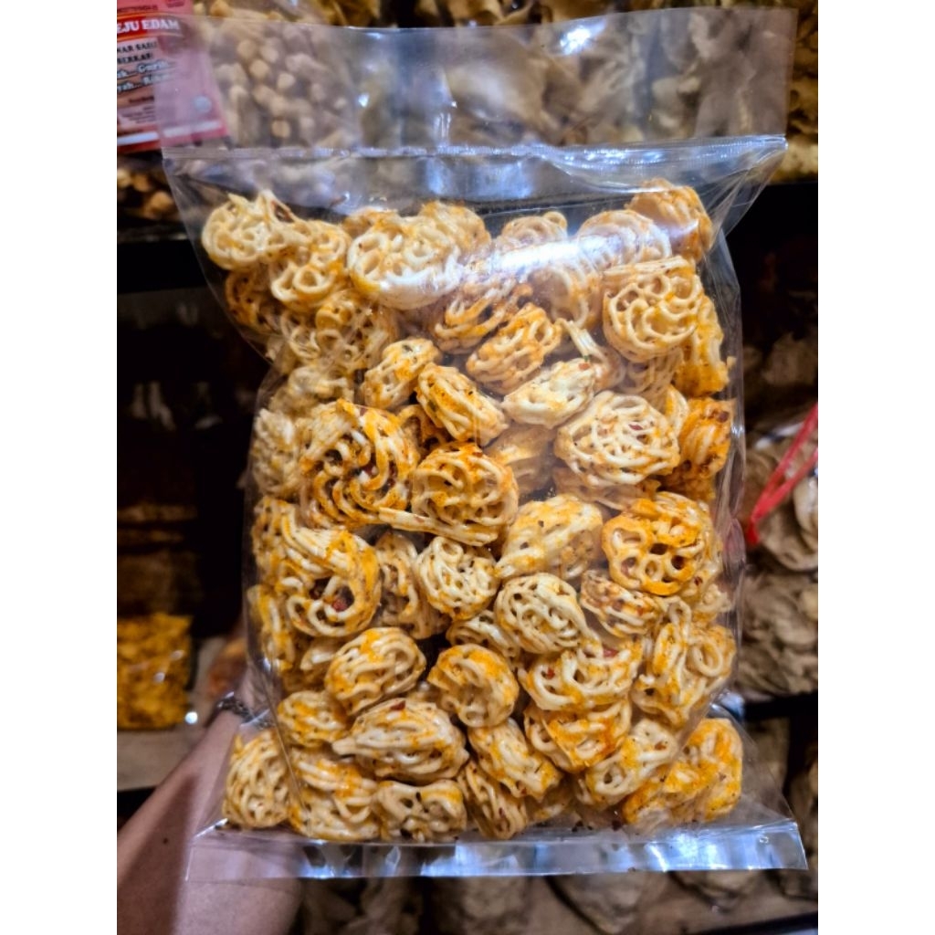

Cemilan Seblak Krupuk Rafarl Pedas / Ori 250gr