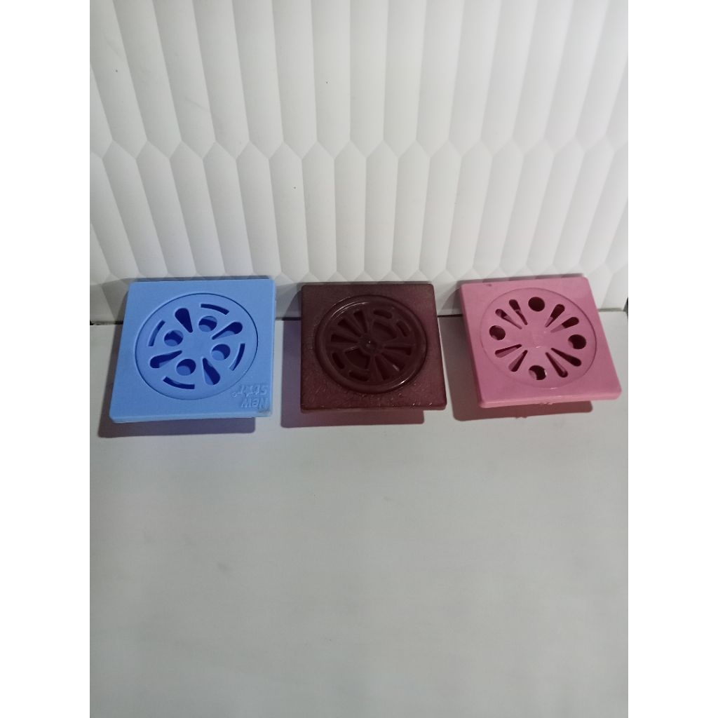 Floor Drain 4" berbahan plastik