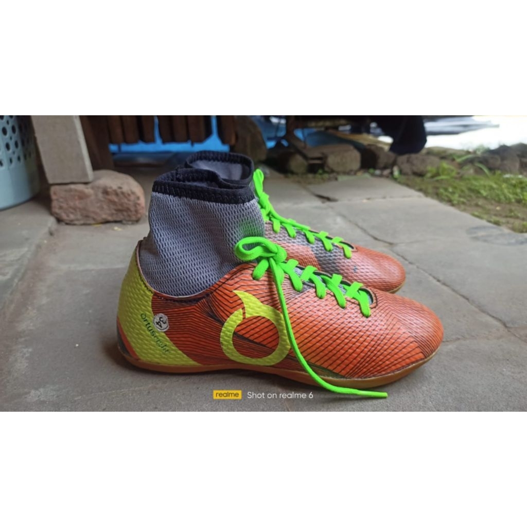 sepatu futsal anak ortuseight 34 second