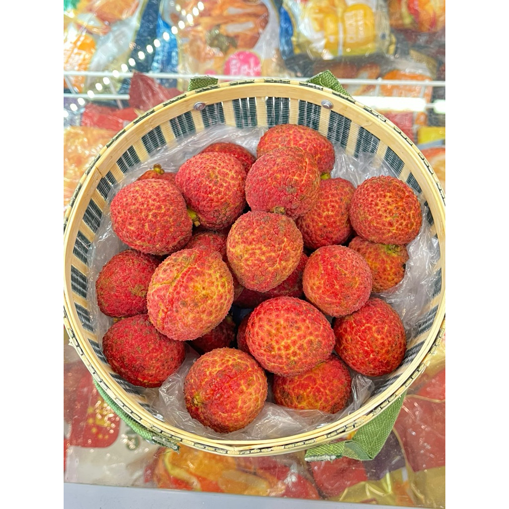 

Promo Leci Merah Tanpa Biji Manis | Buah Lychee Red Seedlees 1Kg