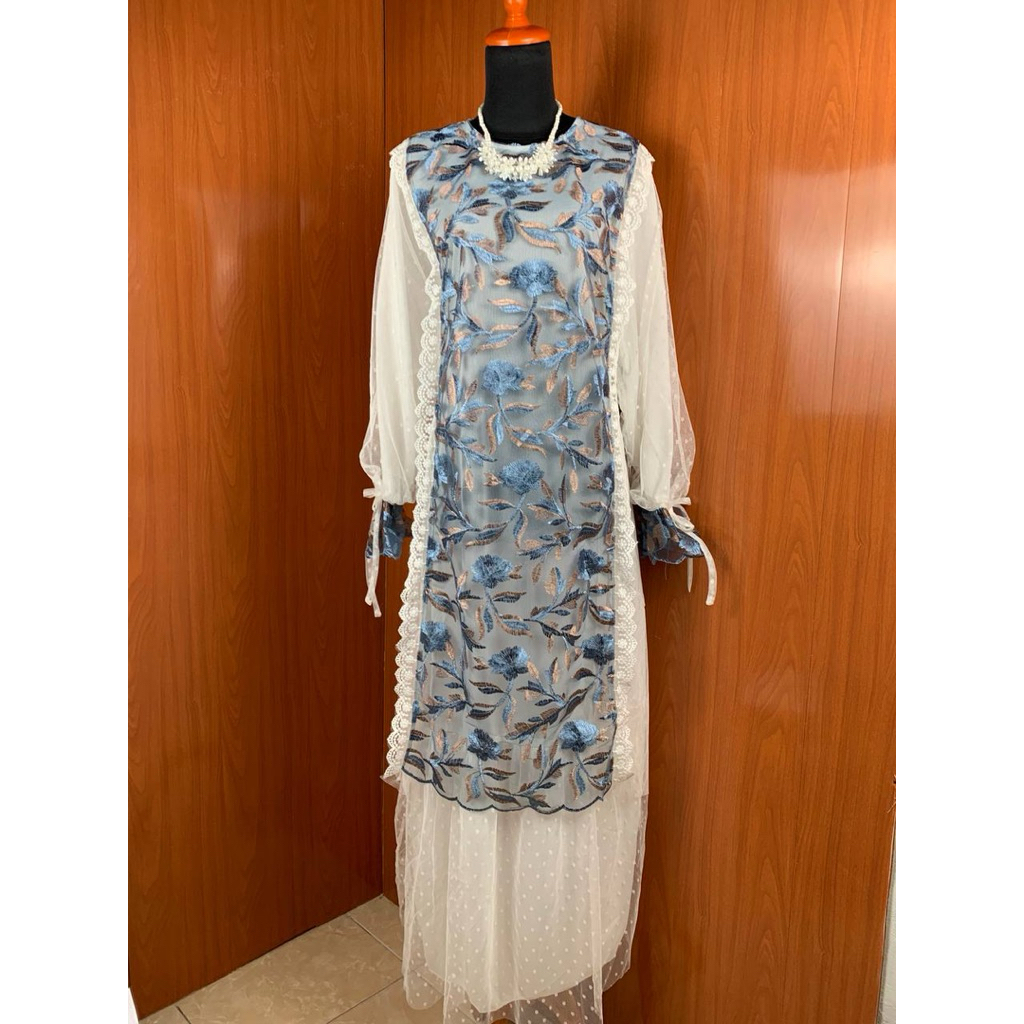 Elegan Dress Outer Tile Bruklat Bordir Premium Motif Bunga Warna Biru
