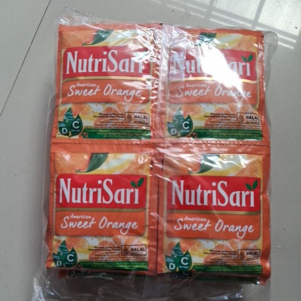 

Nutrisari jeruk america/sweet orange 1 pak isi 4 renteng