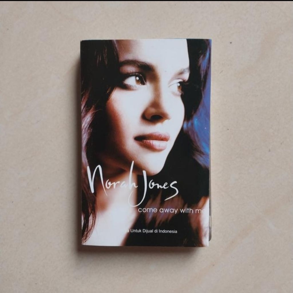 KASET NORAH JONES ALBUM COME AWAY WITH ME