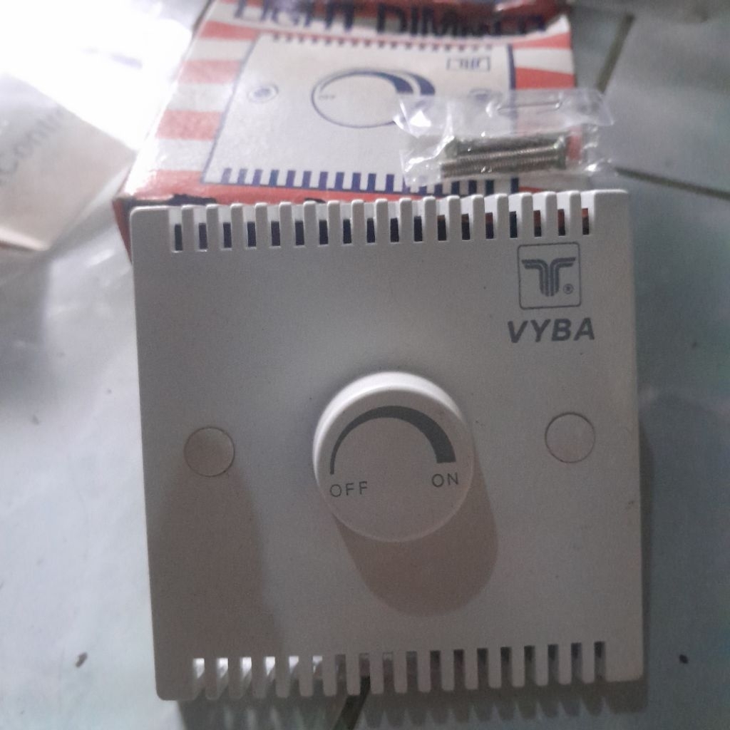 SAKLAR DIMMER VYBA 600W-250V READY SESUAI FOTO