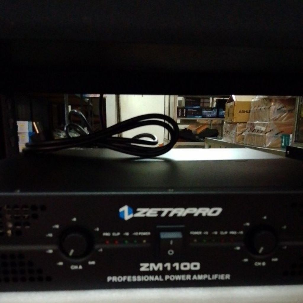 Power Zetapro zm1100/POWER AMPLIFIER ZETAPRO ZM1100