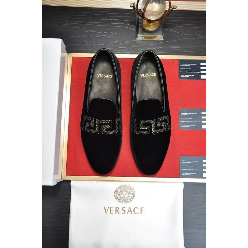 Versace Sepatu kasual pria Sepatu Loafers
