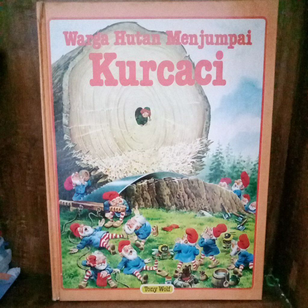 warga hutan menjumpai kurcaci