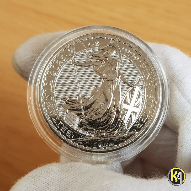 Koin Perak Britania Murni 999 investasi diakui negara Inggris