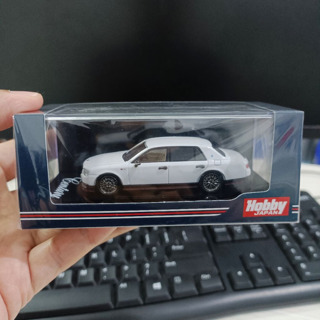 Diecast Hobby Japan HJ 1/64 Toyota Century GRMN White