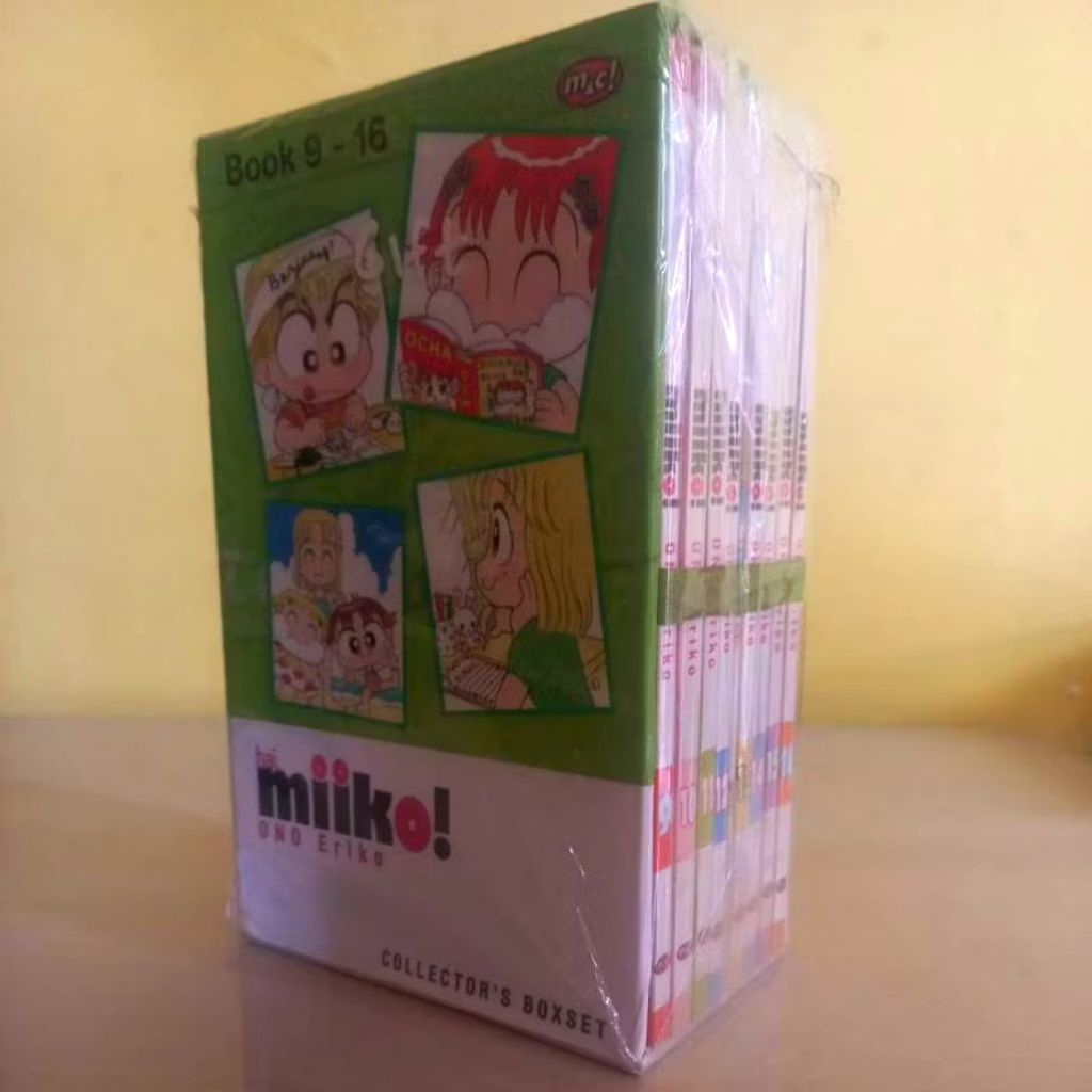 Komik Miiko Collector's Bookset + Shikishi