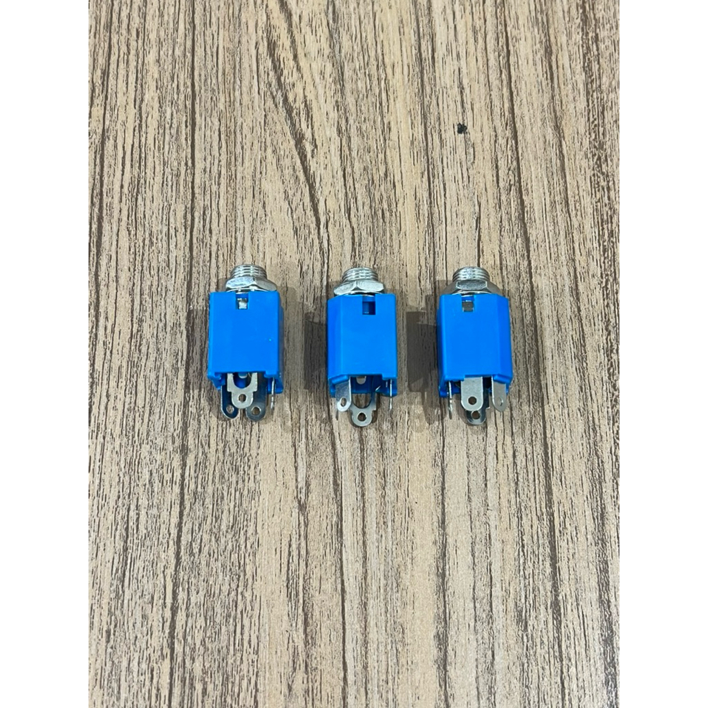 Soket Akai Stereo Biru rrt