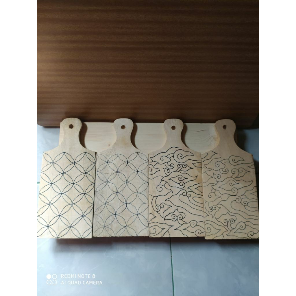 TALENAN MOTIF SKETSA MEGA MENDUNG TUGAS PRAKARYA