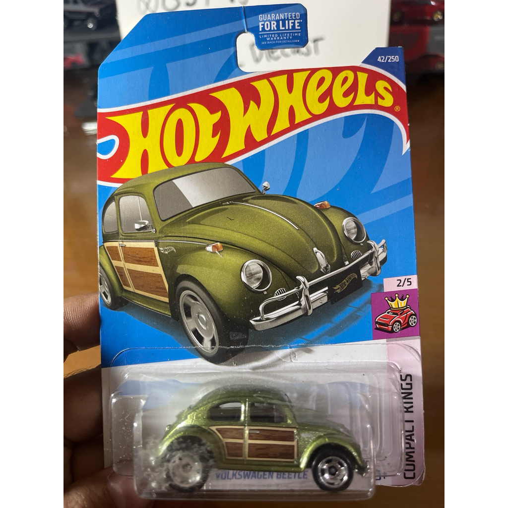 HOTWHEELS - VW BEETLE REGULER