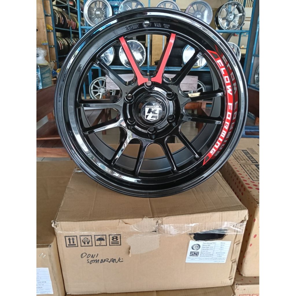 Velg R18 Venom pcd 6x139